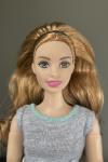 Mattel - Barbie - Made to Move - Curvy with Auburn Hair - Doll